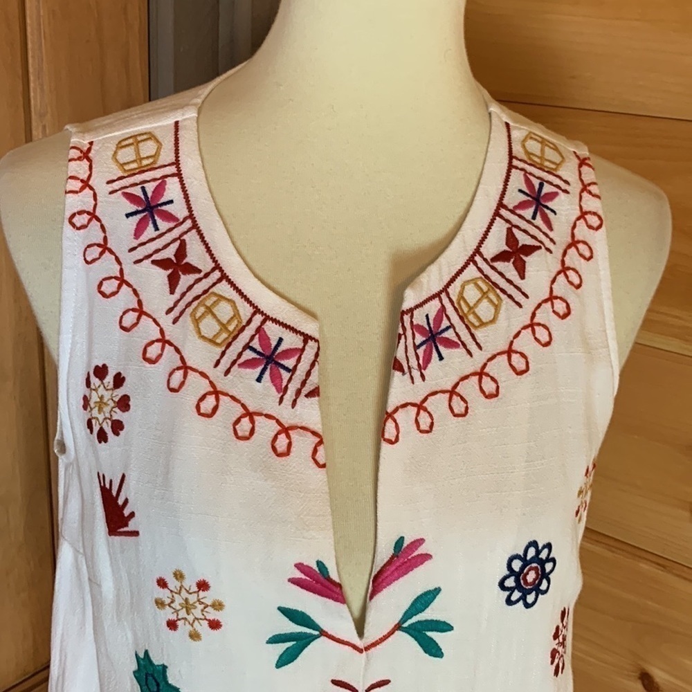 Floryday white sleeveless maxi dress with embroidery Medium - Picture 3 of 9